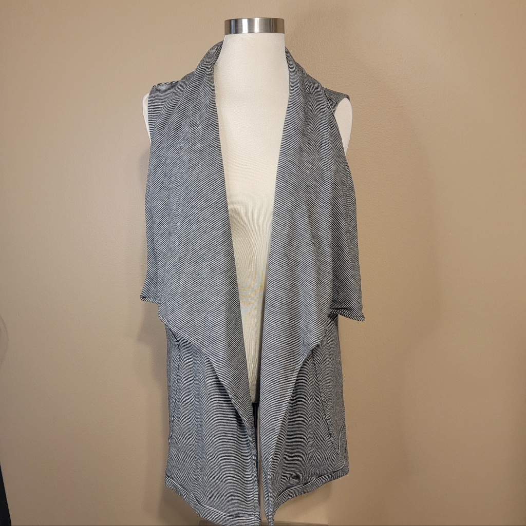 Calvin Klein Performance Draped Front Vest Waterfall Open Front Striped Medium
